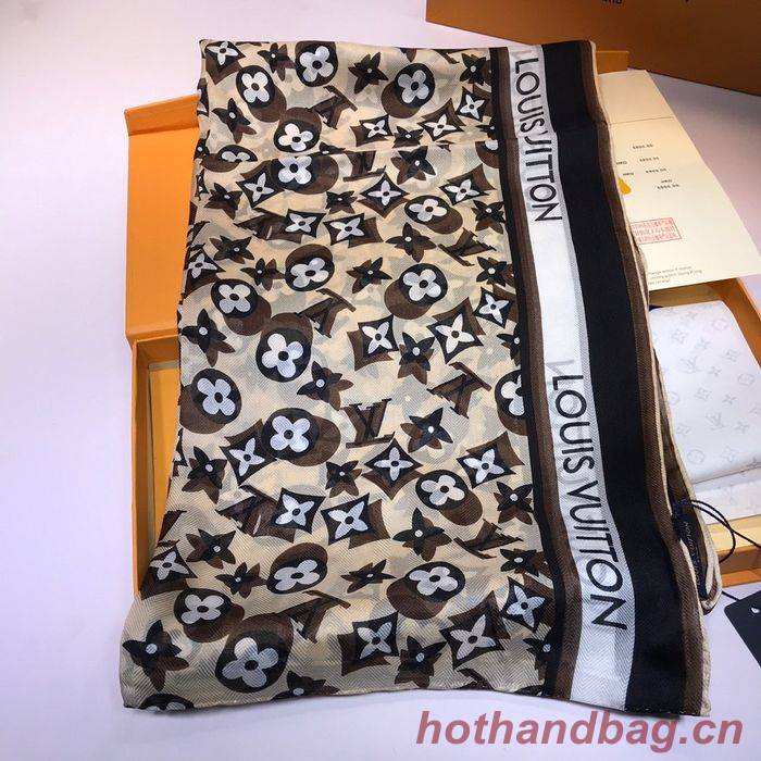 Louis Vuitton Scarf LVS00162